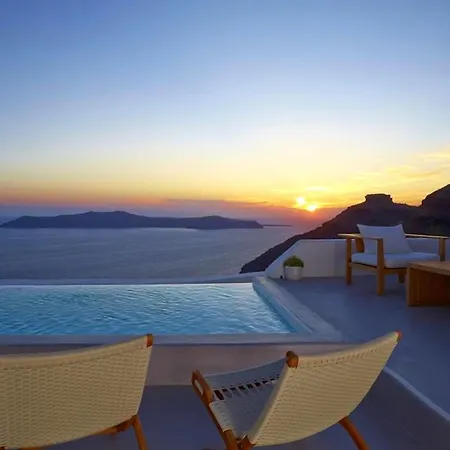 Santorini Luxury Estate At Caldera *