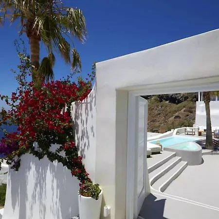 Santorini Luxury Estate At Caldera
